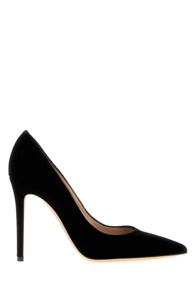 Gianvito Rossi Black Velvet Gianvito Pumps