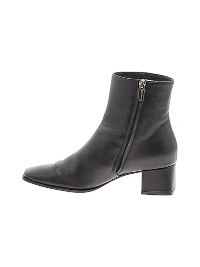 Pre-owned Gianvito Rossi Boots In Black
