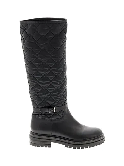 Pre-owned Gianvito Rossi Boots In Black
