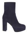 Gianvito Rossi Stylish Block Heel Ankle Boot Design In Blue
