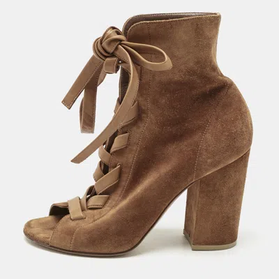 Pre-owned Gianvito Rossi Brown Suede Ankle Length Boots Size 37.5