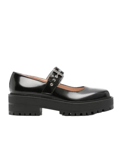 Gianvito Rossi Buckle-fastening Leather Loafers In Black