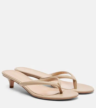 Gianvito Rossi Calypso 35 Leather Thong Sandals In Nude