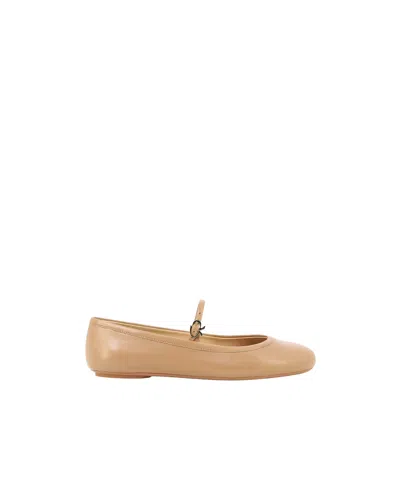 Gianvito Rossi Grained Leather Round Toe Flat Sole Ballerinas In Beige