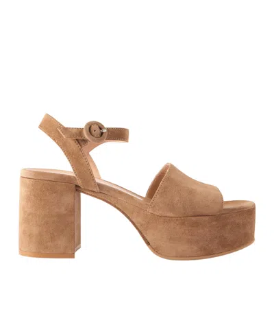 Gianvito Rossi Carol 35 Suede Platform Sandals In Neutral