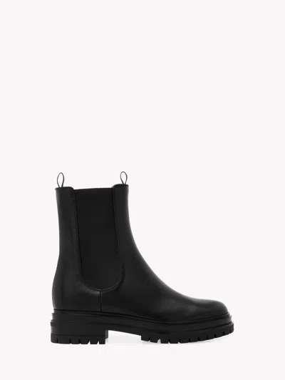 GIANVITO ROSSI CHESTER