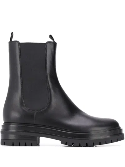 Gianvito Rossi Chester Leather Boots In Black