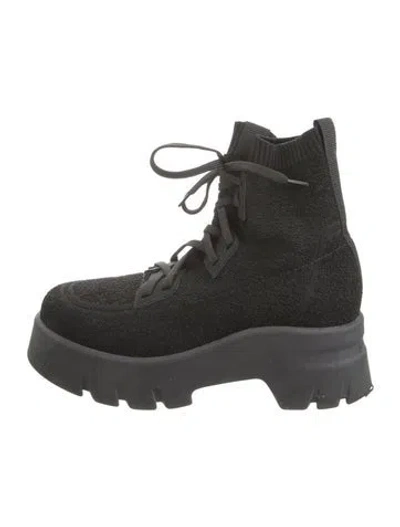 Pre-owned Gianvito Rossi Combat Boots In Black