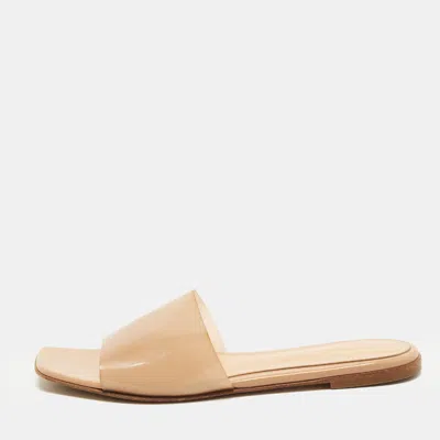 Pre-owned Gianvito Rossi Cosmic Size 37.5 Beige Pvc Flat Slides In Sand