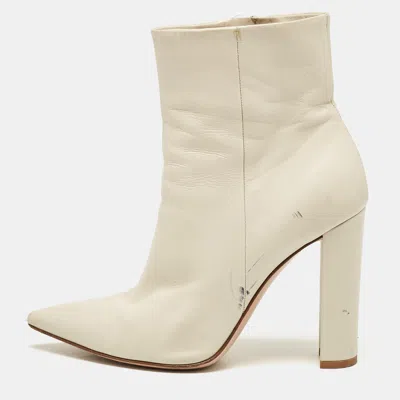 Gianvito Rossi Cream Leather Lyell Ankle Length Boots In White