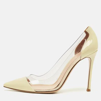 Gianvito Rossi Cream Patent Leather And Pvc Plexi Pumps In Neutral
