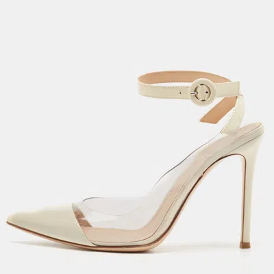Pre-owned Gianvito Rossi Cream/transparent Patent Leather And Pvc Plexi Slingback Pumps Size 38