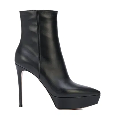 Gianvito Rossi Dasha Platform Booties In Black