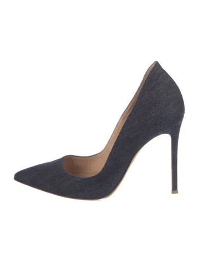 Pre-owned Gianvito Rossi Denim Pumps In Blue