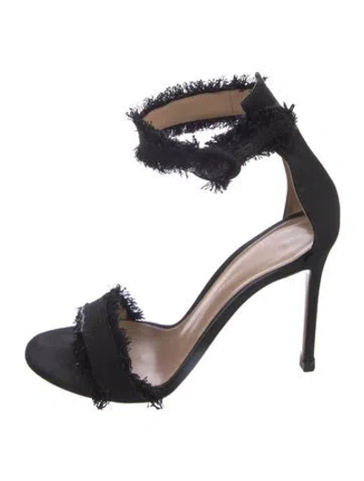 Pre-owned Gianvito Rossi Denim Raw-edge Trim Sandals In Black