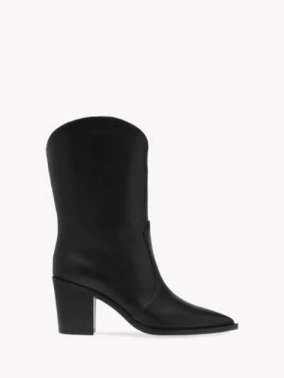 Gianvito Rossi Pointed Toe Block Heel Leather Boots In Black