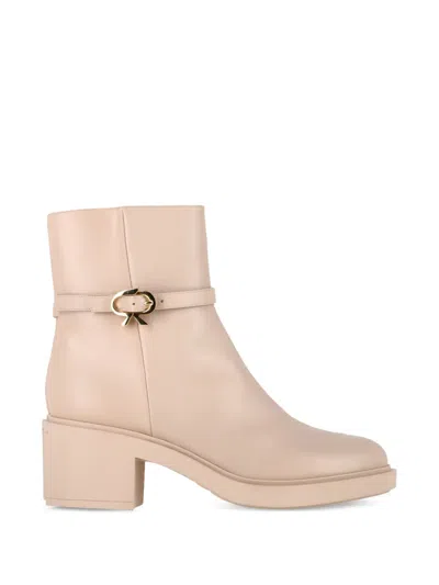 Pre-owned Gianvito Rossi Dumont Ankle Boots In Neutral