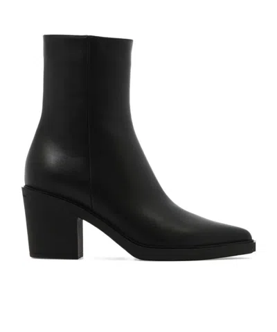 Gianvito Rossi Dylan Pointed-toe Ankle Boots In Black