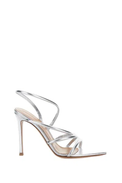 GIANVITO ROSSI GIANVITO ROSSI ETTIE SANDAL