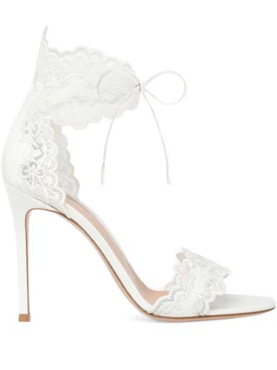 GIANVITO ROSSI EVIE LACE-EMBELLISHMENT SANDALS