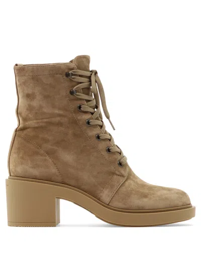 Gianvito Rossi Foster Suede Ankle Boots In Beige