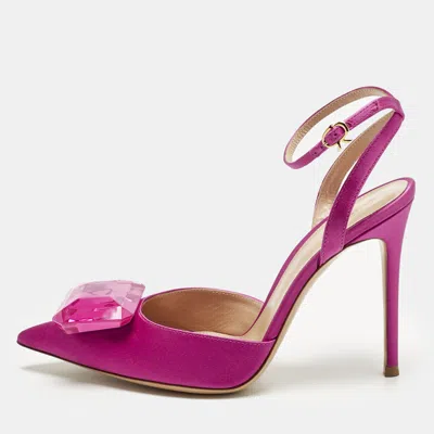 Pre-owned Gianvito Rossi Fuchsia Satin Jaipur Ankle Strap Pumps Size 39.5 In Pink