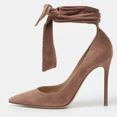Pre-owned Gianvito Rossi Gala Size 40.5 Beige Suede Ankle Wrap Pumps In Sand