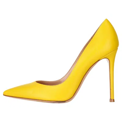 Pre-owned Gianvito Rossi Gianvito 105 Leather Pumps In Yellow