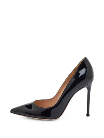 Pre-owned Gianvito Rossi Gianvito 105 Patent Leather Pumps In Black