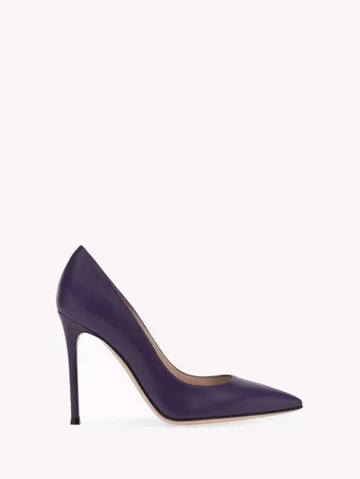 Gianvito Rossi Gianvito 105 Camoscio High Heel Pumps In Black