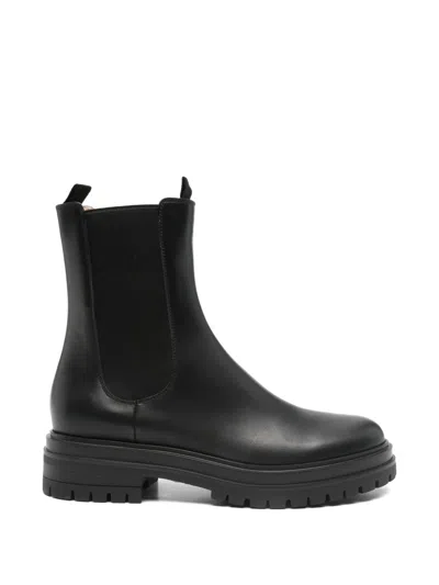 Gianvito Rossi Chester Ankle Boots In Black Leather In Multi