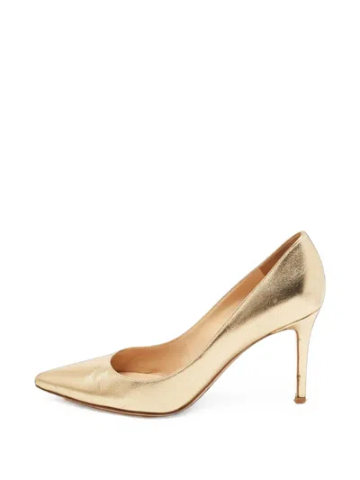Pre-owned Gianvito Rossi Gianvito Pointed-toe Pumps In Gold
