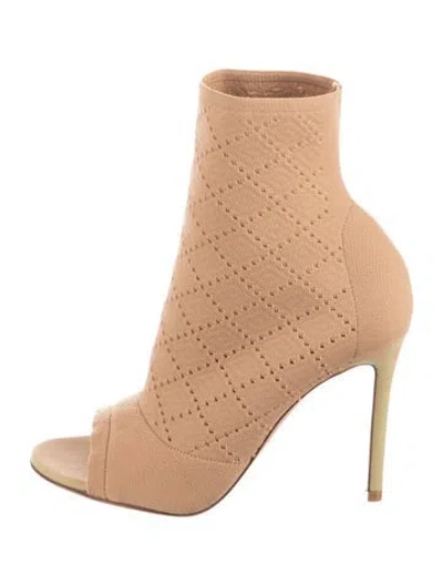 Pre-owned Gianvito Rossi Gladiator Sandals In Neutral