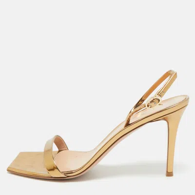 Pre-owned Gianvito Rossi Gold Foil Leather Ribbon Stiletto Ankle Strap Sandals Size 41