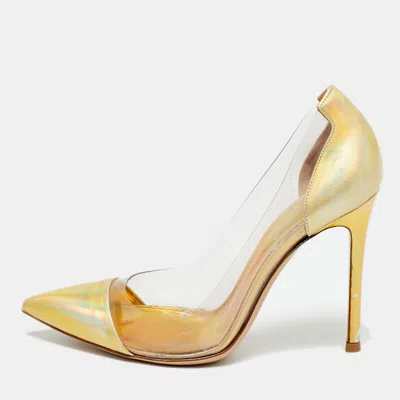 Pre-owned Gianvito Rossi Gold/transparent Patent Leather And Pvc Plexi Pointed Toe Pumps Size 35