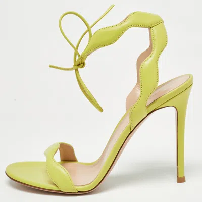 Pre-owned Gianvito Rossi Green Leather Wavy Ankle Tie Sandals Size 38.5