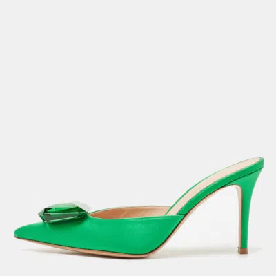 Pre-owned Gianvito Rossi Green Satin Jaipur Crystal Pointed Toe Mules Size 39