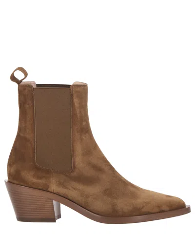 Gianvito Rossi Heeled Boots In Brown