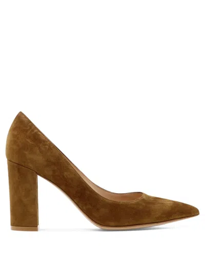 Gianvito Rossi Heeled Shoes In Brown