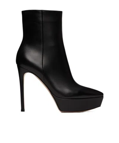 GIANVITO ROSSI HIGH-HEELED BOOTS