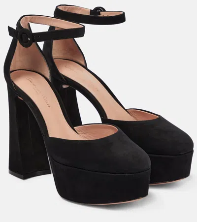 Gianvito Rossi Holly D'orsay Suede Pumps In Black