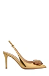 Gianvito Rossi Jaipur Sling In Gold