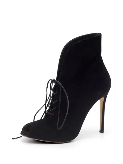Pre-owned Gianvito Rossi Jane Heeled Ankle Boots In Black
