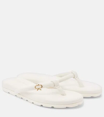 Gianvito Rossi Juno Leather Thong Sandals In Weiss