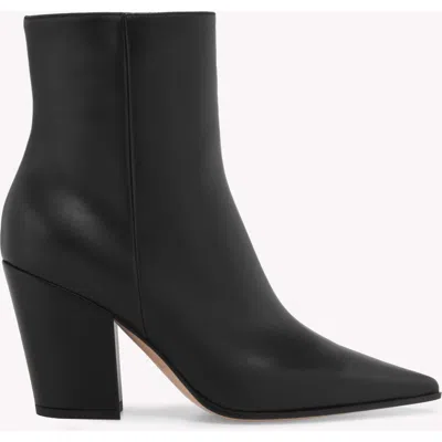 Gianvito Rossi Keinna Booties In Black