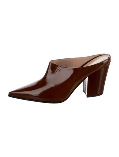 Pre-owned Gianvito Rossi Kennia Mules Patent Leather Mules In Brown