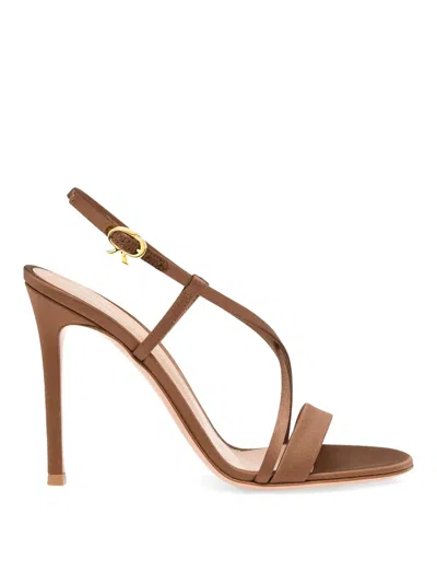 Gianvito Rossi Larisse Strappy Leather Sandals With Gold-tone Detail In Brown
