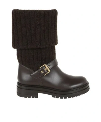 Gianvito Rossi Leather Ankle Boots In Black