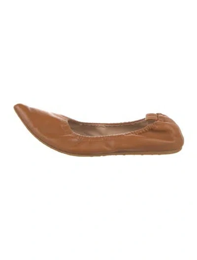 Pre-owned Gianvito Rossi Leather Ballet Flats In Neutral