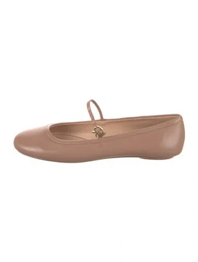 Pre-owned Gianvito Rossi Leather Ballet Flats In Neutral